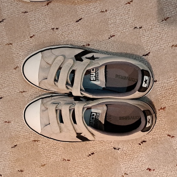 Converse shoes - Picture 5 of 6